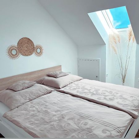 Ferienwohnung Am Park In Schwabmuenchen ชวาบมุนเค่น ภายนอก รูปภาพ